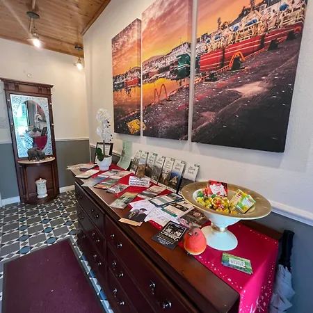 Pinebrook Bnb - 1f Budget With Shared Bath - 2 Types * Killybegs