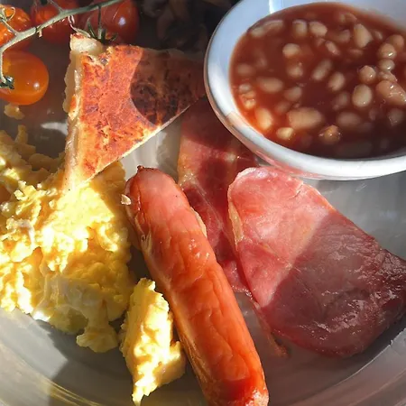 Bed & Breakfast Pinebrook Bnb - 1f Budget With Shared Bath - 2 Types *