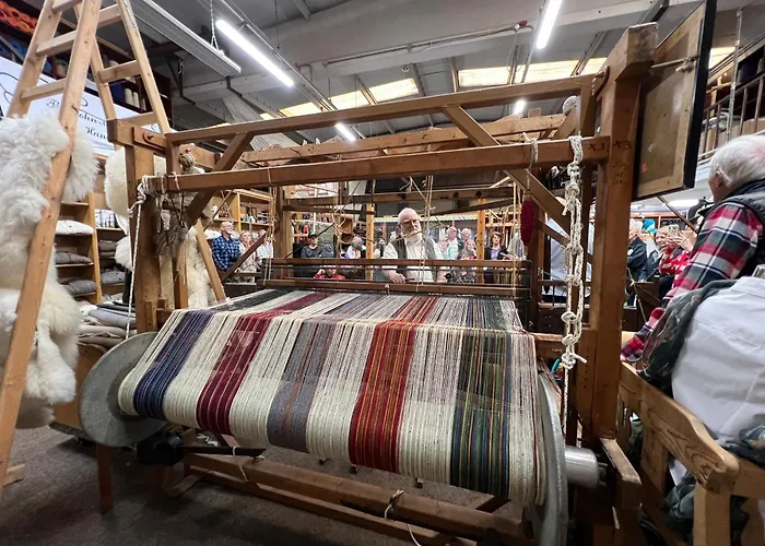 Pinebrook Bnb - 1f Budget With Shared Bath - 2 Types *